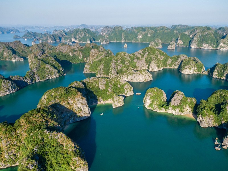 💦💎Discover the Tranquil Beauty of Lan Ha Bay: Vietnam’s Hidden Gem💦💎