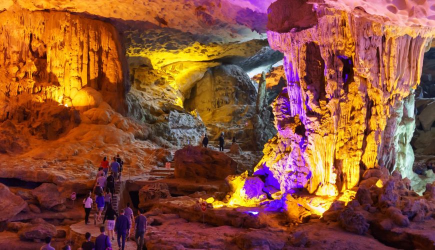 🗻Discover the Majestic Sung Sot Cave🗻