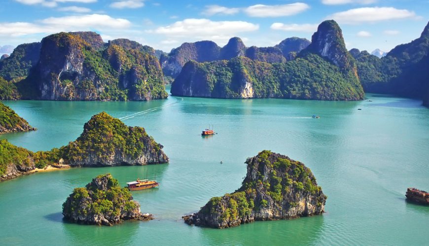 🏝Discover the Tranquility of Trai Bau Area in Ha Long Bay🏝